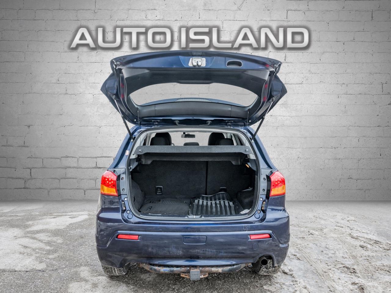 2011 Mitsubishi RVR 4WD  CVT SE, NO ACCIDENT, ONE OWNER , DEALER SERVI Photo