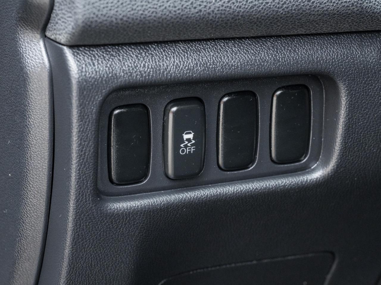 2011 Mitsubishi RVR 4WD  CVT SE, NO ACCIDENT, ONE OWNER , DEALER SERVI Photo