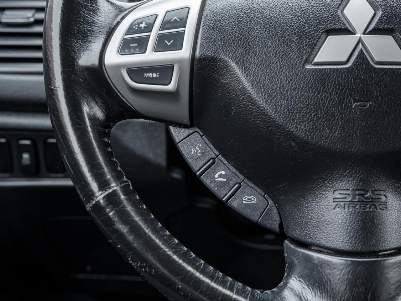 2011 Mitsubishi RVR 4WD  CVT SE, NO ACCIDENT, ONE OWNER , DEALER SERVI Photo