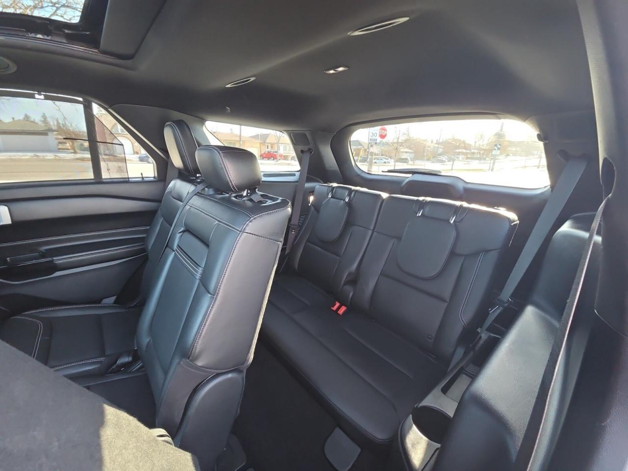 2022 Ford Explorer ST 4WD 400 HP * NO ACCIDENTS / 1 OWNER / COOLED SE Photo