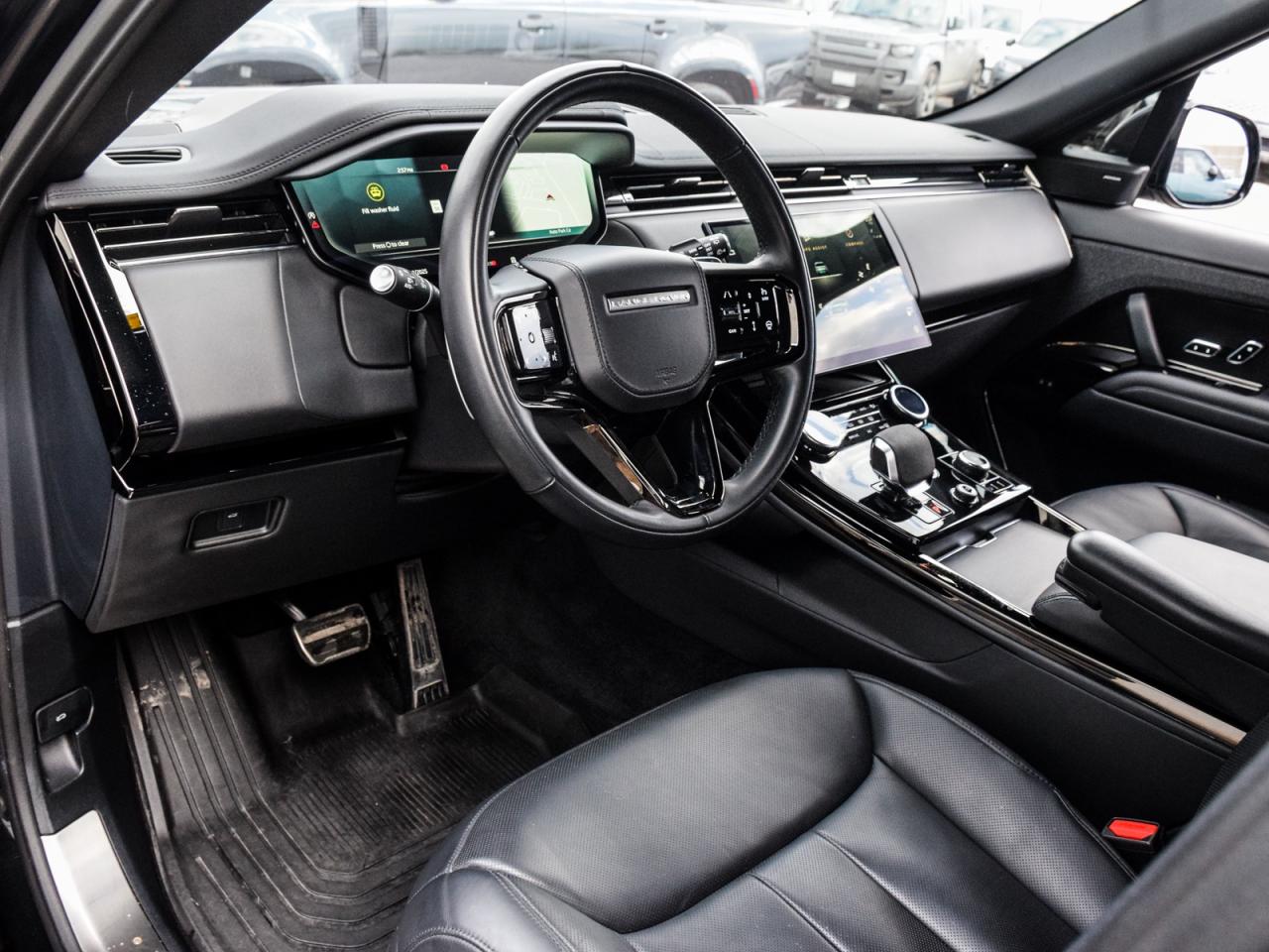 2023 Land Rover Range Rover Sport Dynamic SE Photo