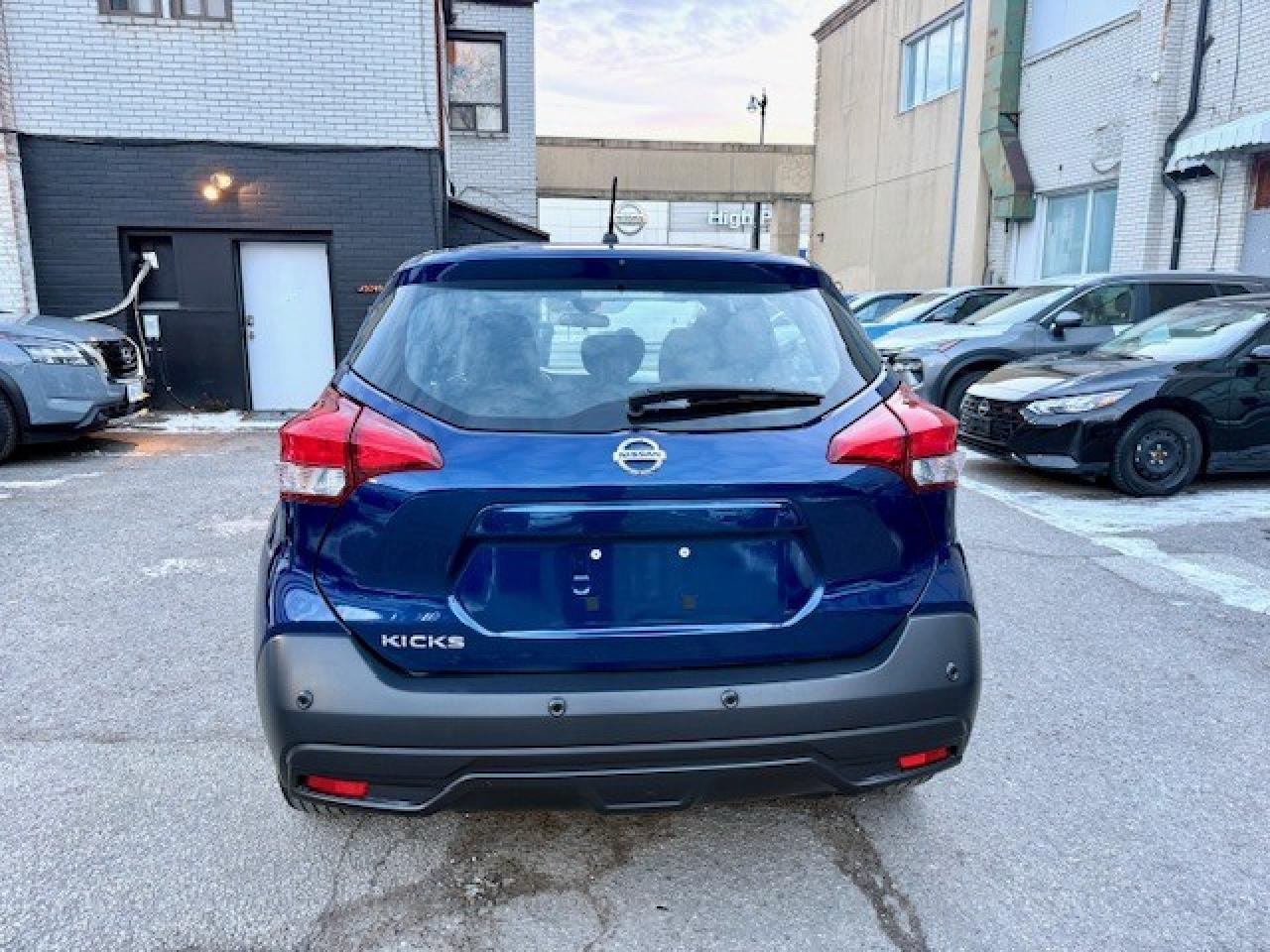 2020 Nissan Kicks S, BLIND SPOT, PUSH BUTTON, BACK UP CAM, STREAMING Photo