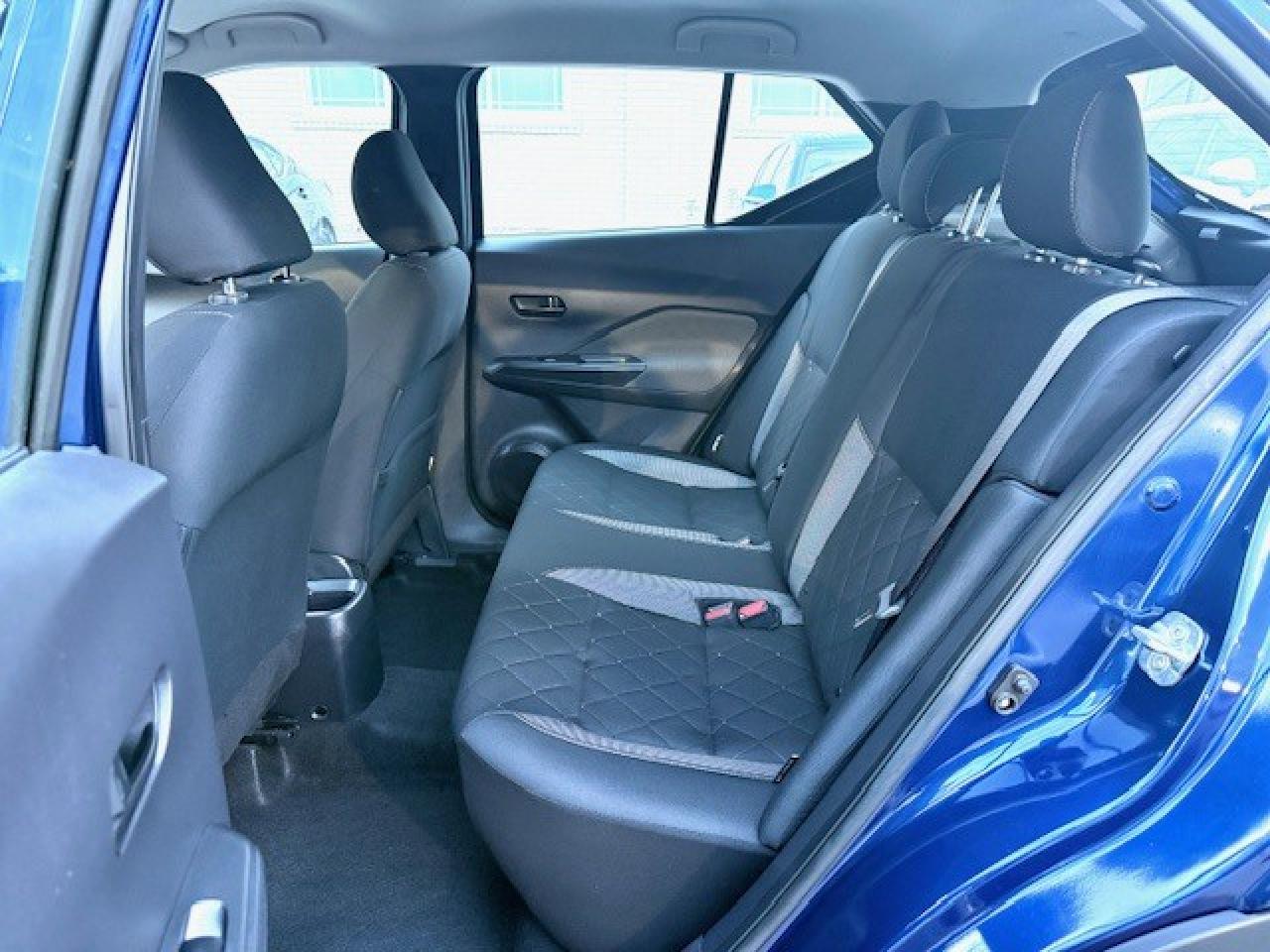 2020 Nissan Kicks S, BLIND SPOT, PUSH BUTTON, BACK UP CAM, STREAMING Photo