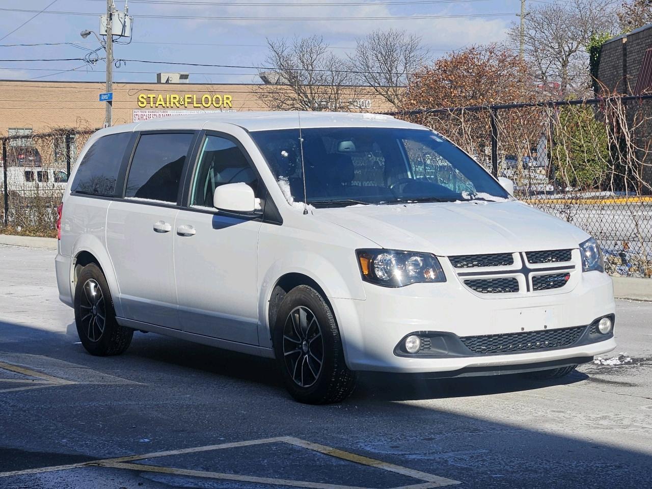 2019 Dodge Grand Caravan GT , NO ACCIDENT Photo0