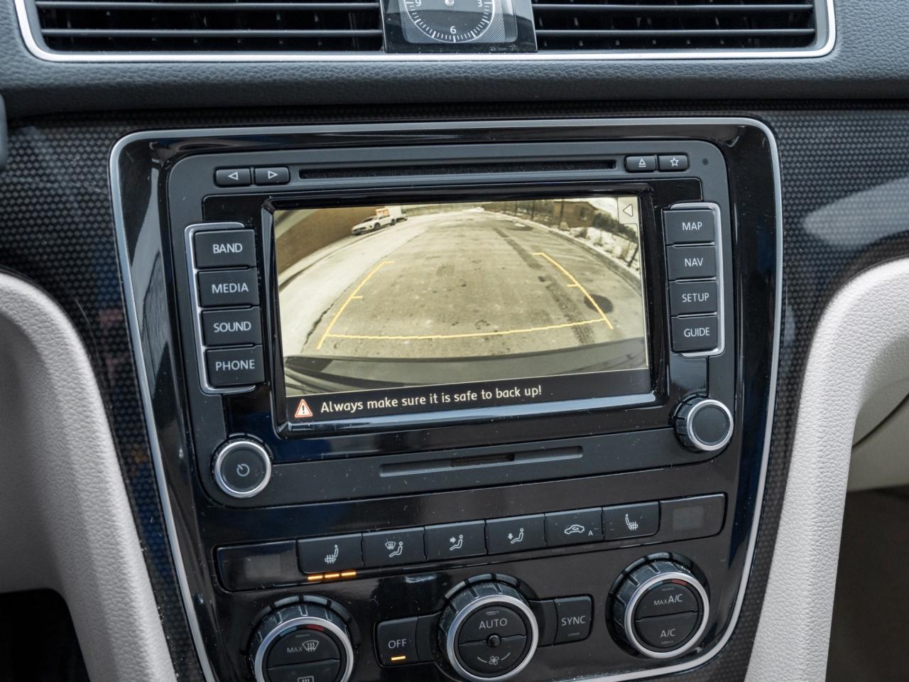 2014 Volkswagen Passat 1.8 TSI  Highline, NAVI, CAMERA, LEATHER, SUNROOF Photo