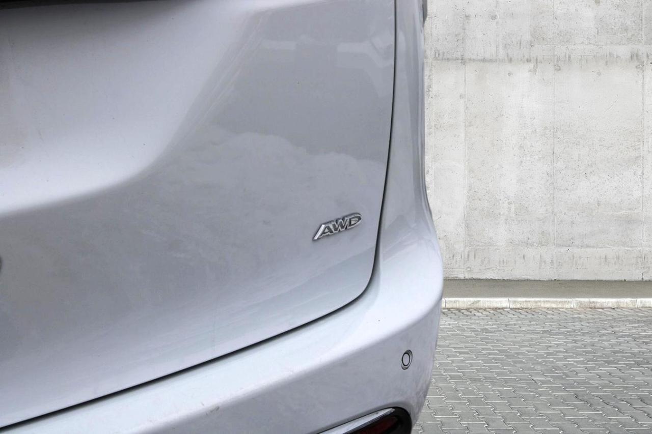 2023 Chrysler Pacifica TOURING L AWD Photo