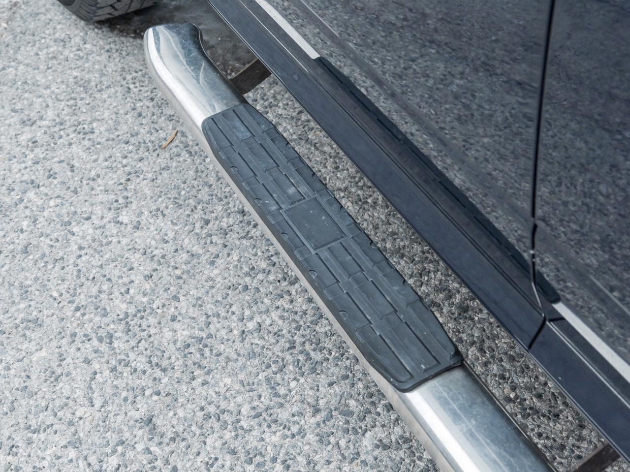 2017 RAM 1500 4WD Crew Cab 140.5 ST, No Accident Photo