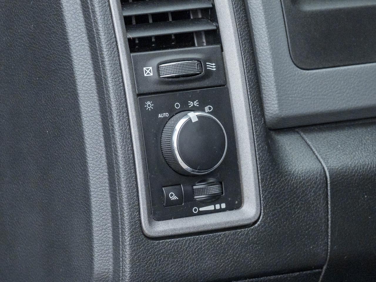 2017 RAM 1500 4WD Crew Cab 140.5 ST, No Accident Photo