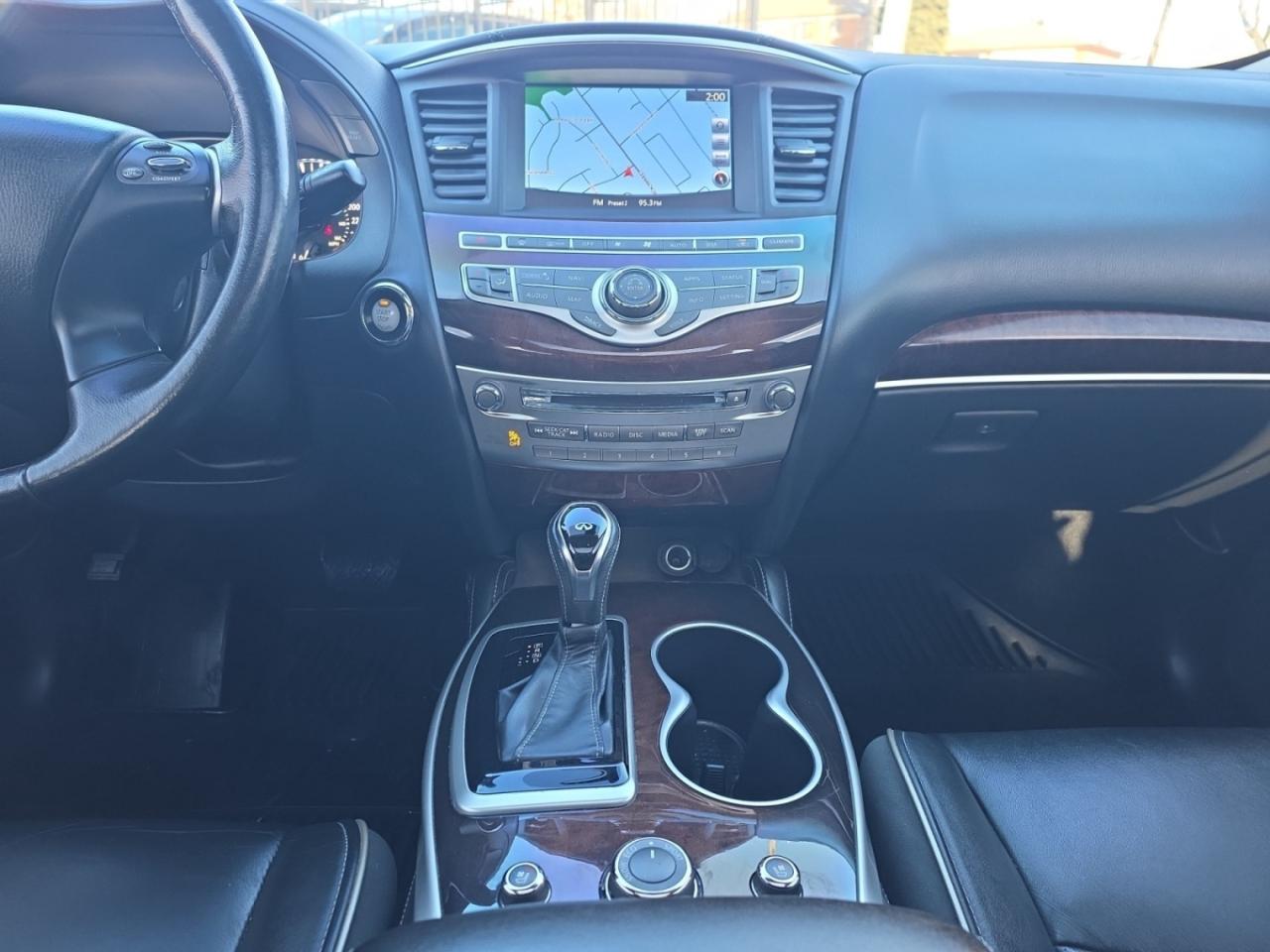 2017 Infiniti QX60 AWD * NO ACCIDENTS / DRIVER ASSIST / 360 CAMERA / Photo