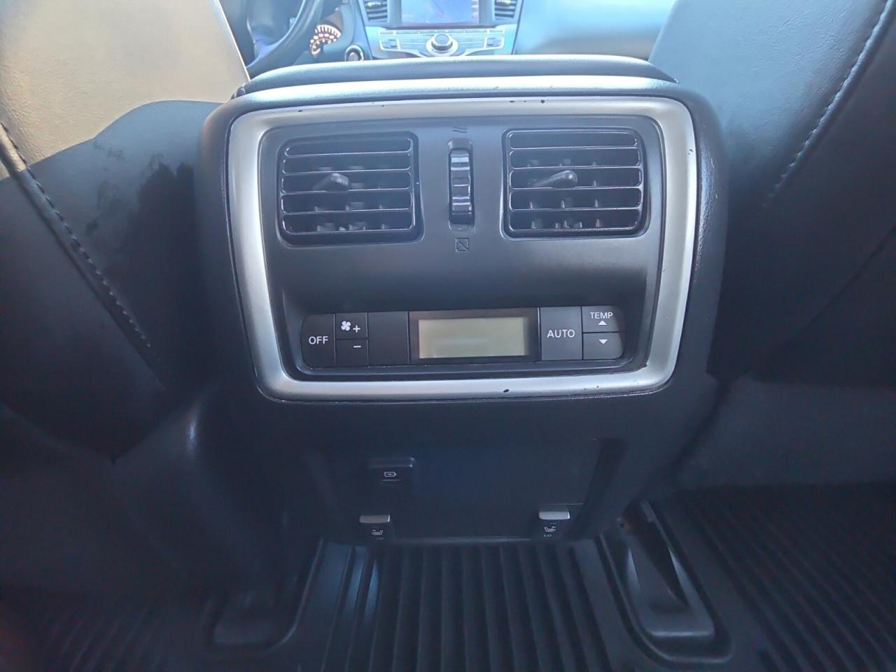 2017 Infiniti QX60 AWD * NO ACCIDENTS / DRIVER ASSIST / 360 CAMERA / Photo