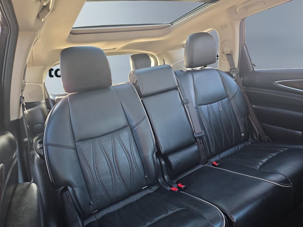 2017 Infiniti QX60 AWD * NO ACCIDENTS / DRIVER ASSIST / 360 CAMERA / Photo