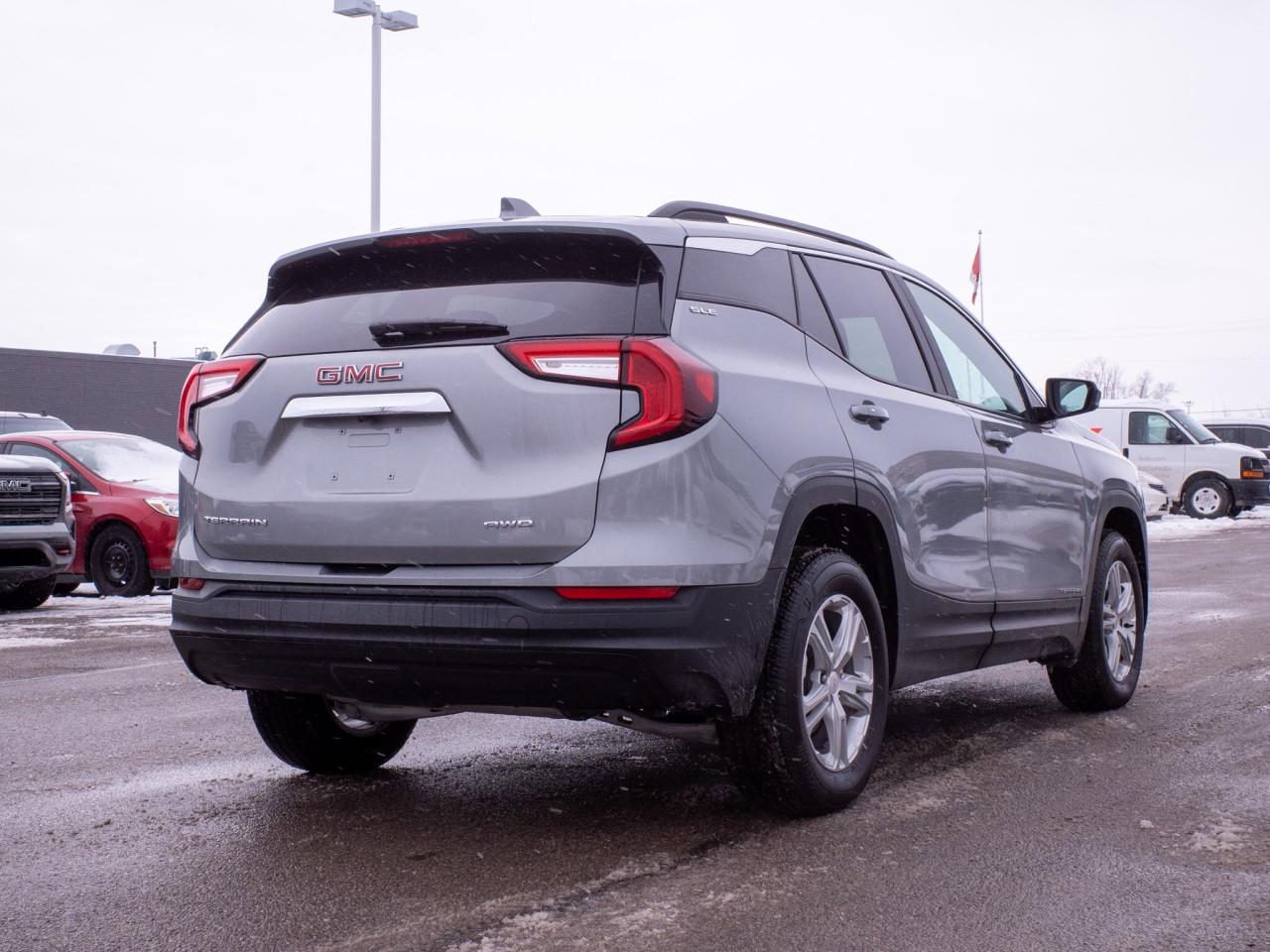 2024 GMC Terrain SLE - Remote Engine Start Photo