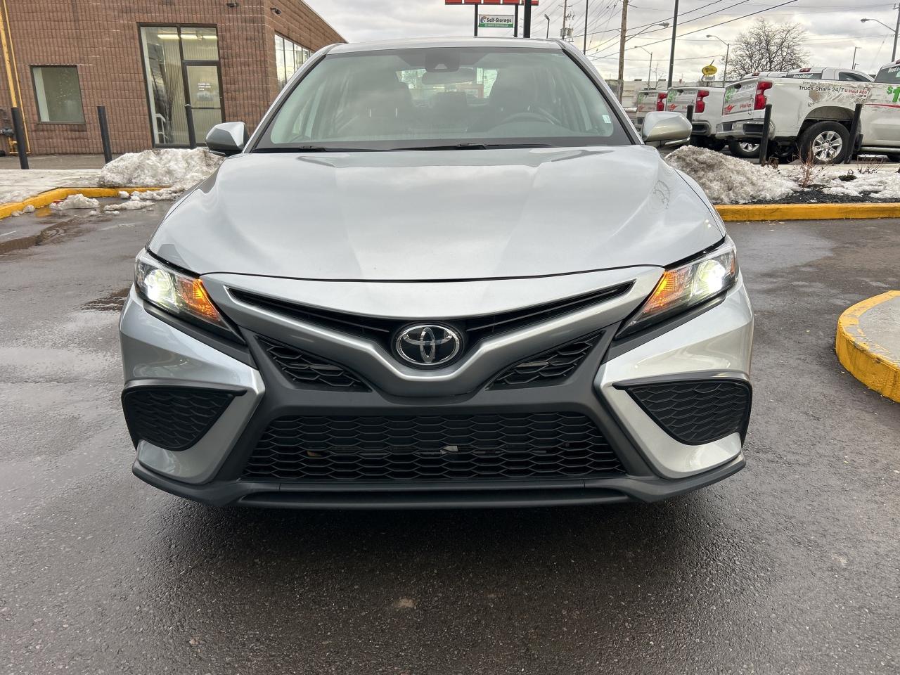 2024 Toyota Camry SE Auto   CLEAN CARFAX Photo