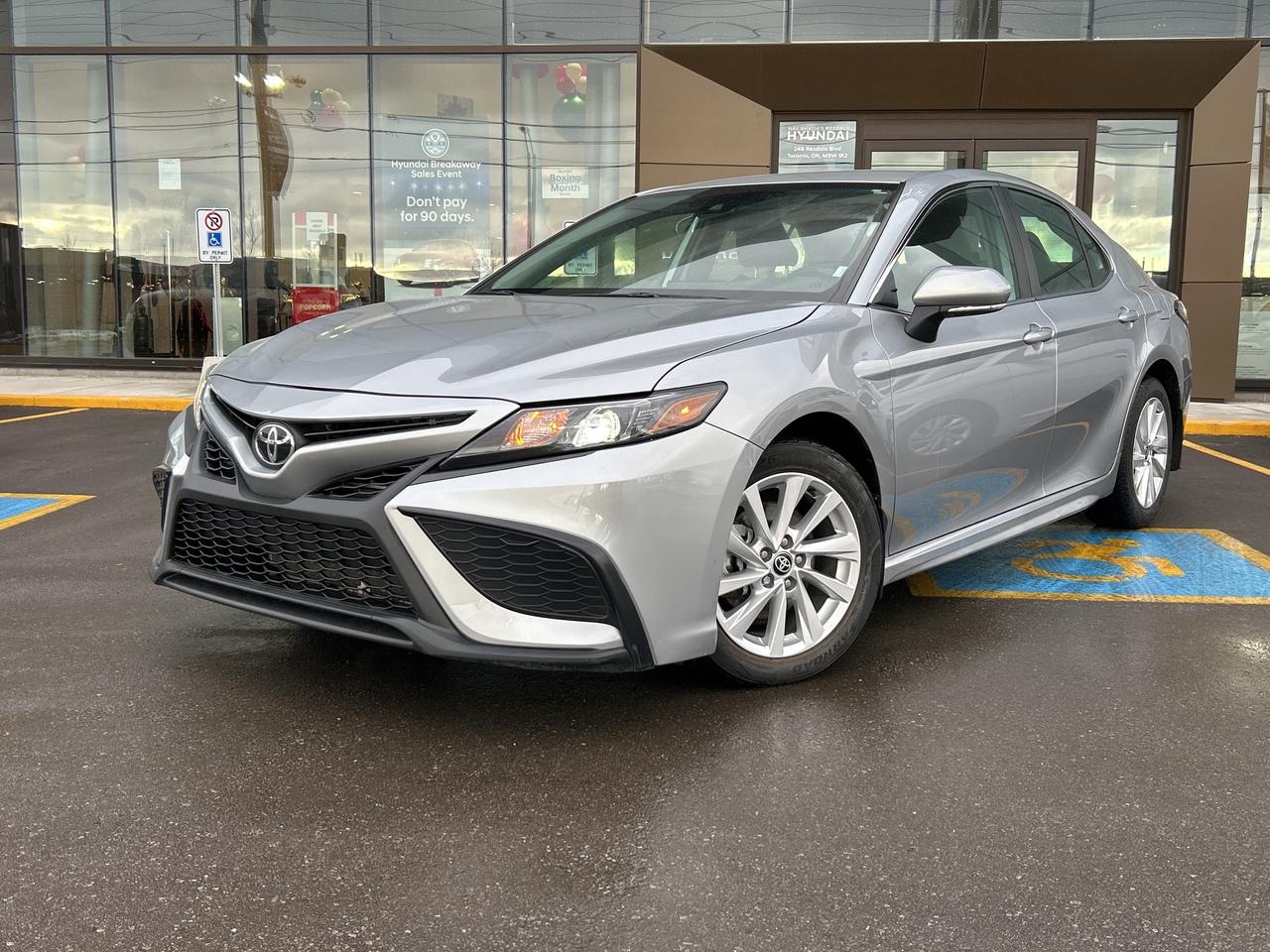 2024 Toyota Camry SE Auto   CLEAN CARFAX Photo