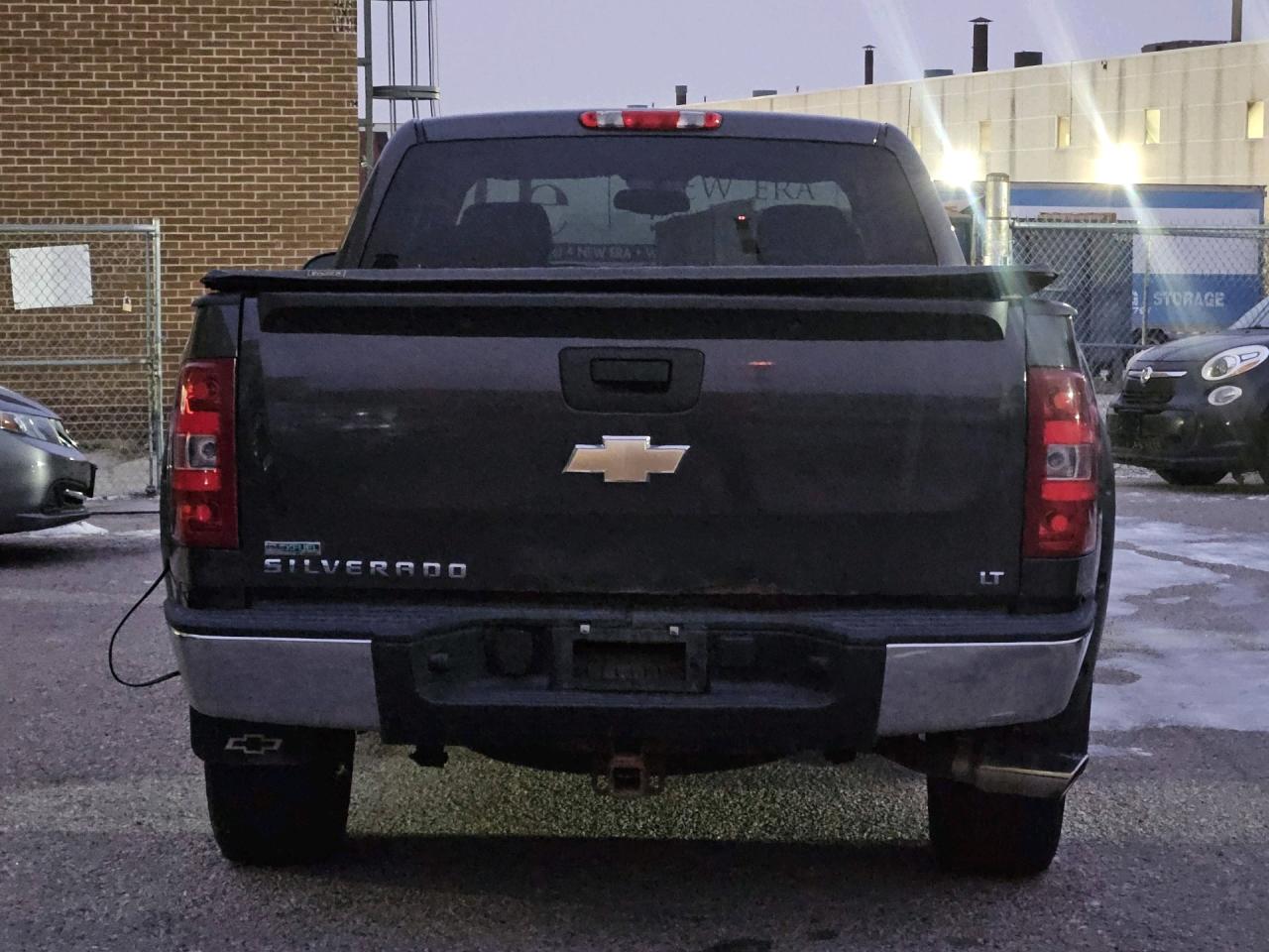 2011 Chevrolet Silverado 1500 4WD Ext Cab 143.5 LT Photo4