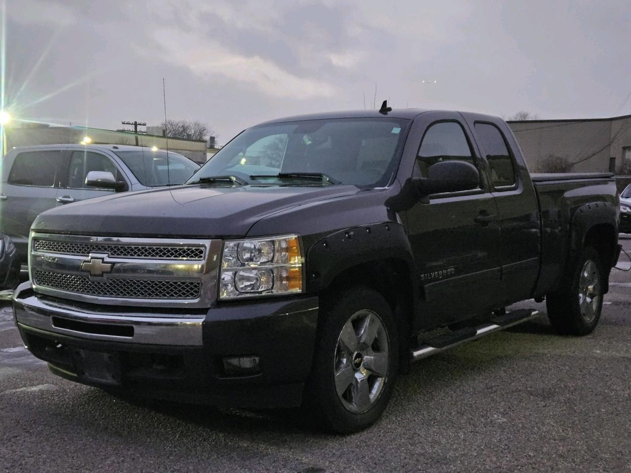 2011 Chevrolet Silverado 1500 4WD Ext Cab 143.5 LT Photo0