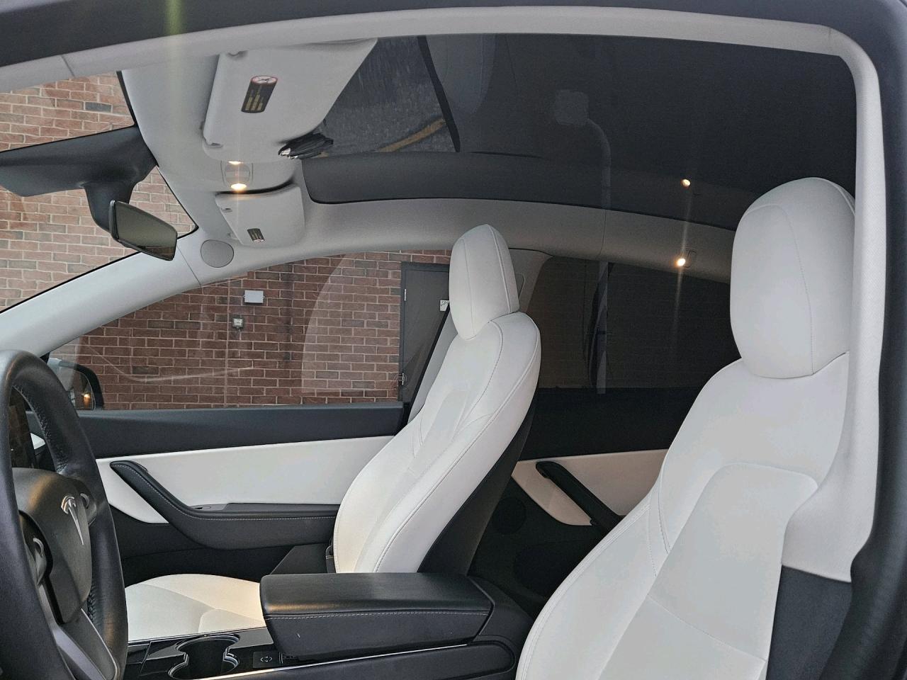 2021 Tesla Model Y Standard Range RWD -Ltd Avail- Photo