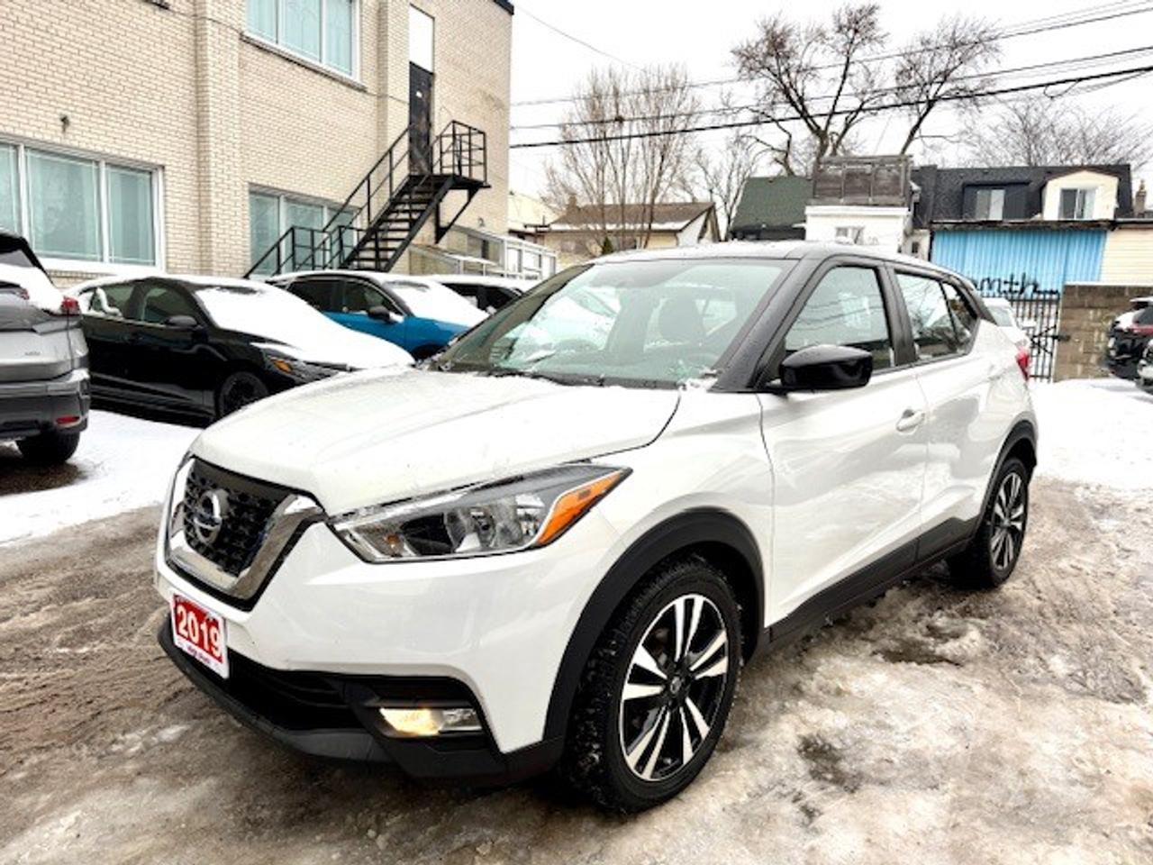2019 Nissan Kicks SV, APPLE CARPLAY, HEATED SEATS, BACK UP, XM RADIO Photo