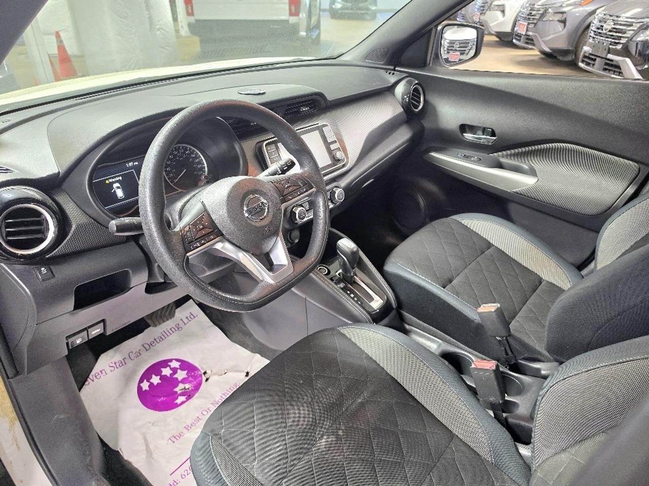 2019 Nissan Kicks SV (CVT) 4dr Front-Wheel Drive Photo
