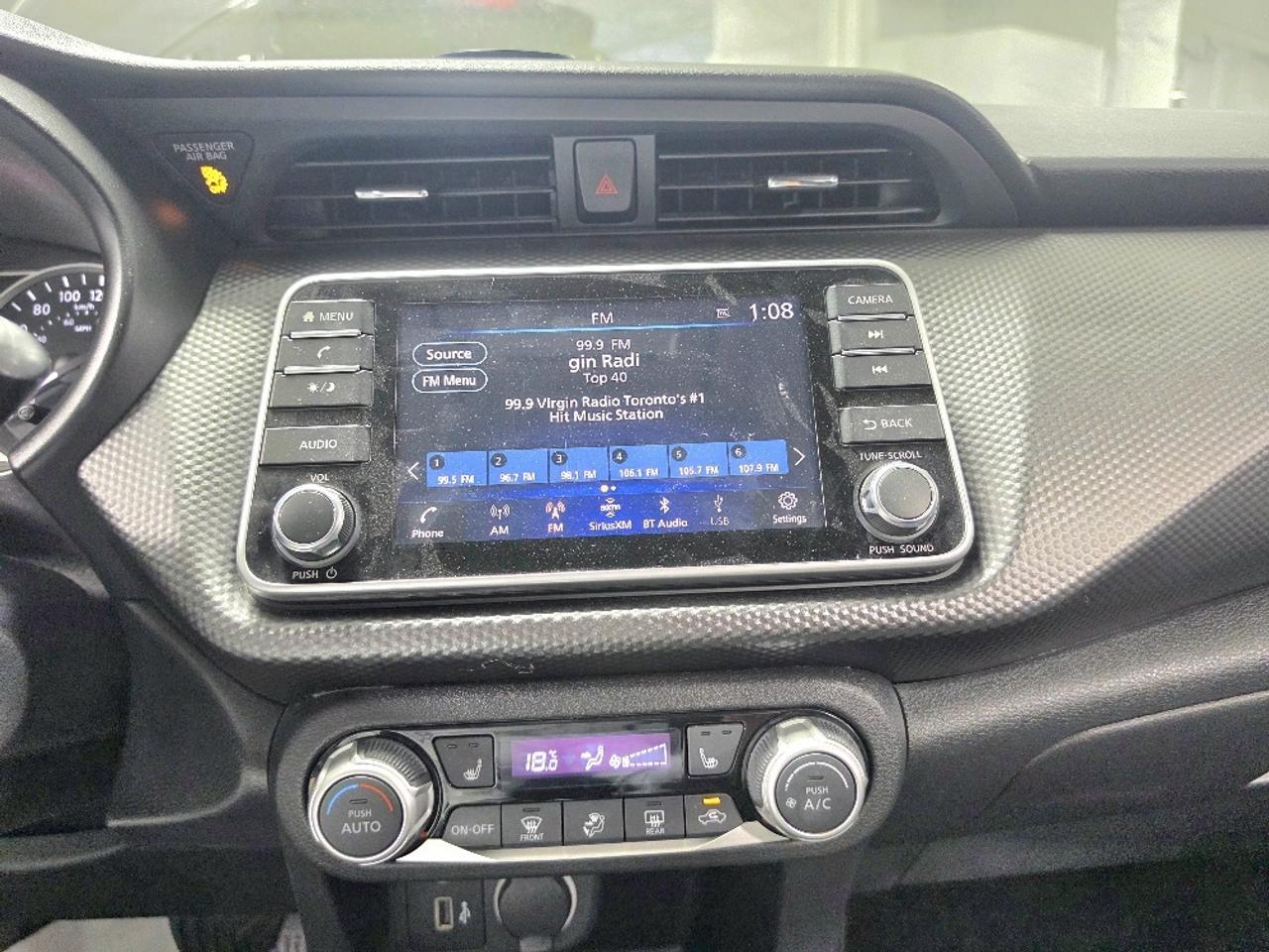 2019 Nissan Kicks SV (CVT) 4dr Front-Wheel Drive Photo