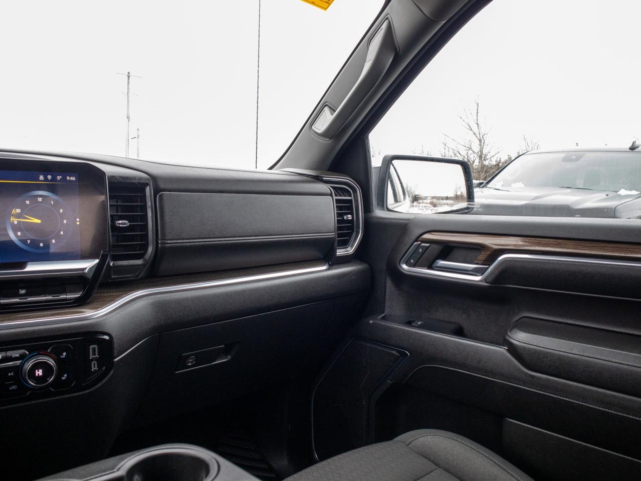 2024 Chevrolet Silverado 1500 LT - Heated Steering Wheel Heated Front Seats Photo