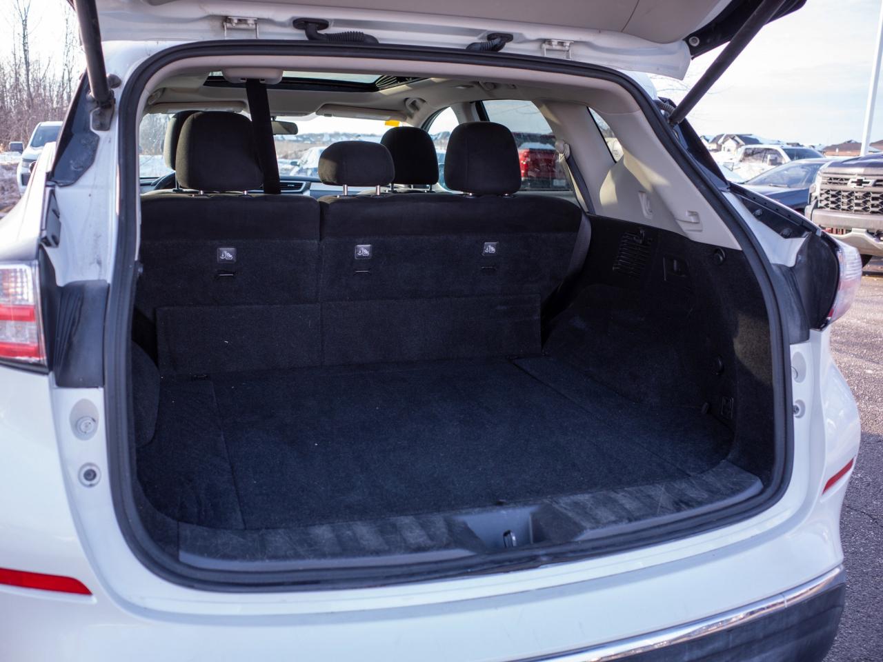 2016 Nissan Murano - Sun/Moonroof Photo