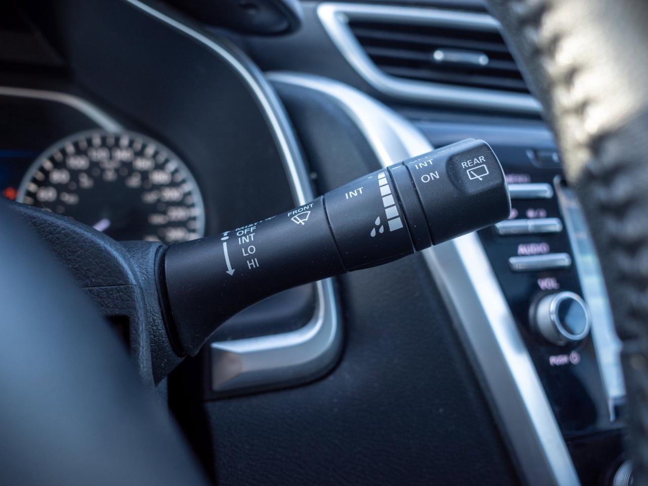 2016 Nissan Murano - Sun/Moonroof Photo