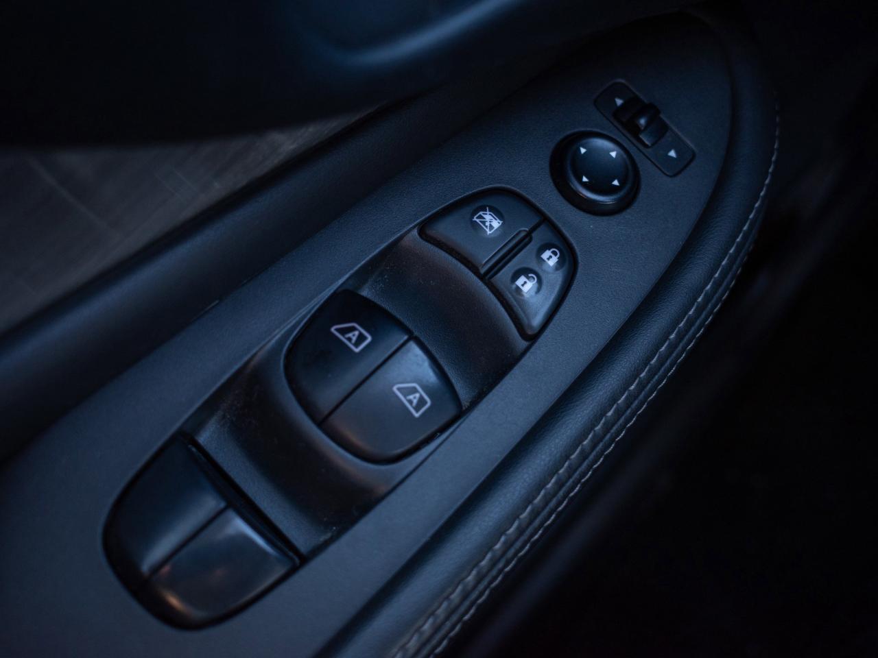 2016 Nissan Murano - Sun/Moonroof Photo