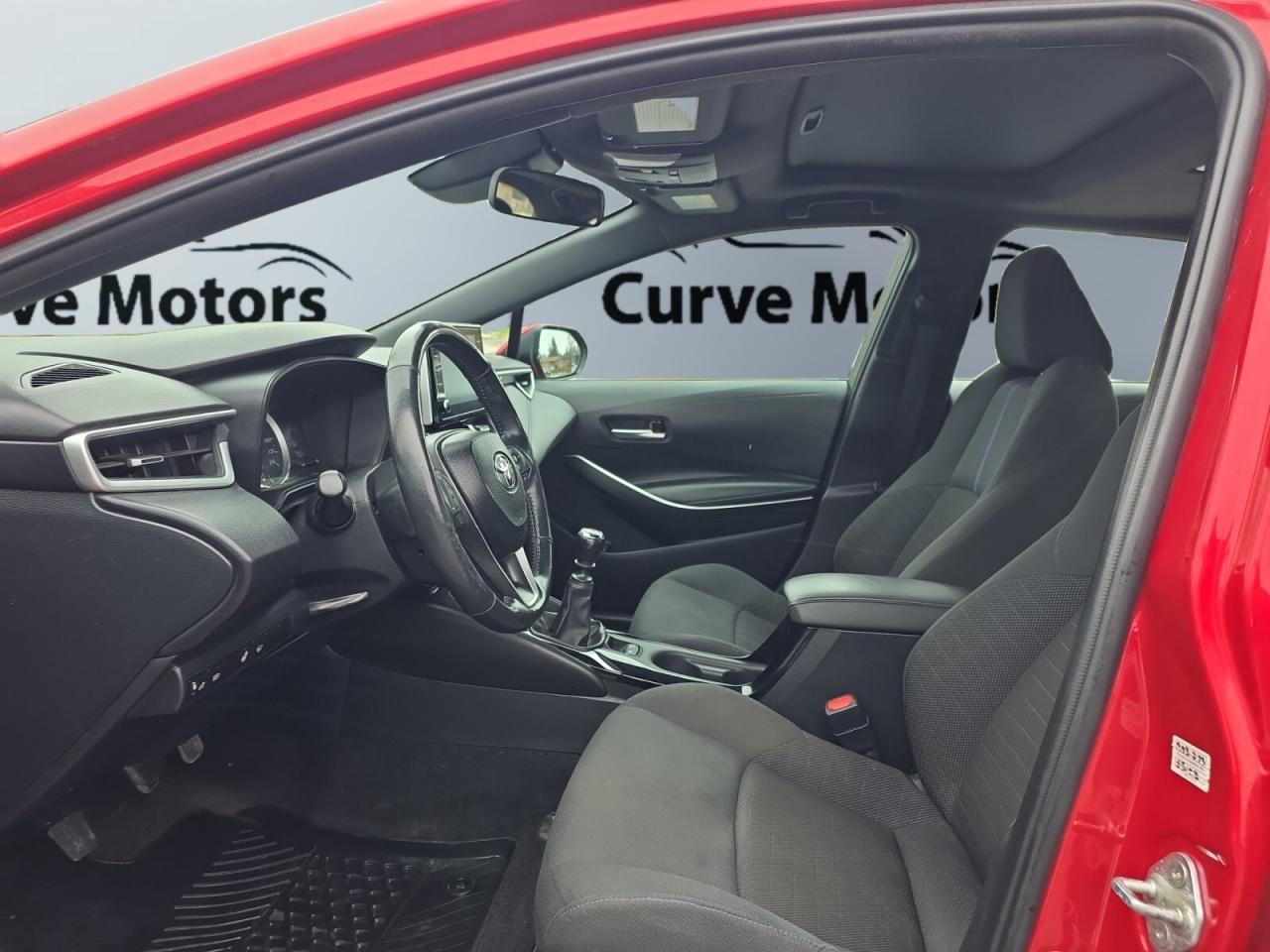 2020 Toyota Corolla SE Manual * NO ACCIDENTS / SUNROOF / DRIVER ASSIST Photo