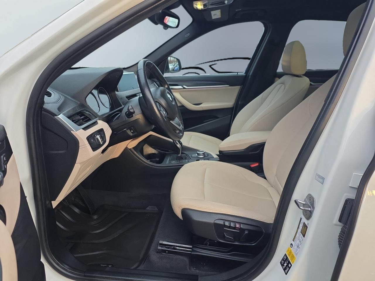 2022 BMW X1 XDrive28i * NAVIGATION / CAMERA / PANORAMIC ROOF / Photo