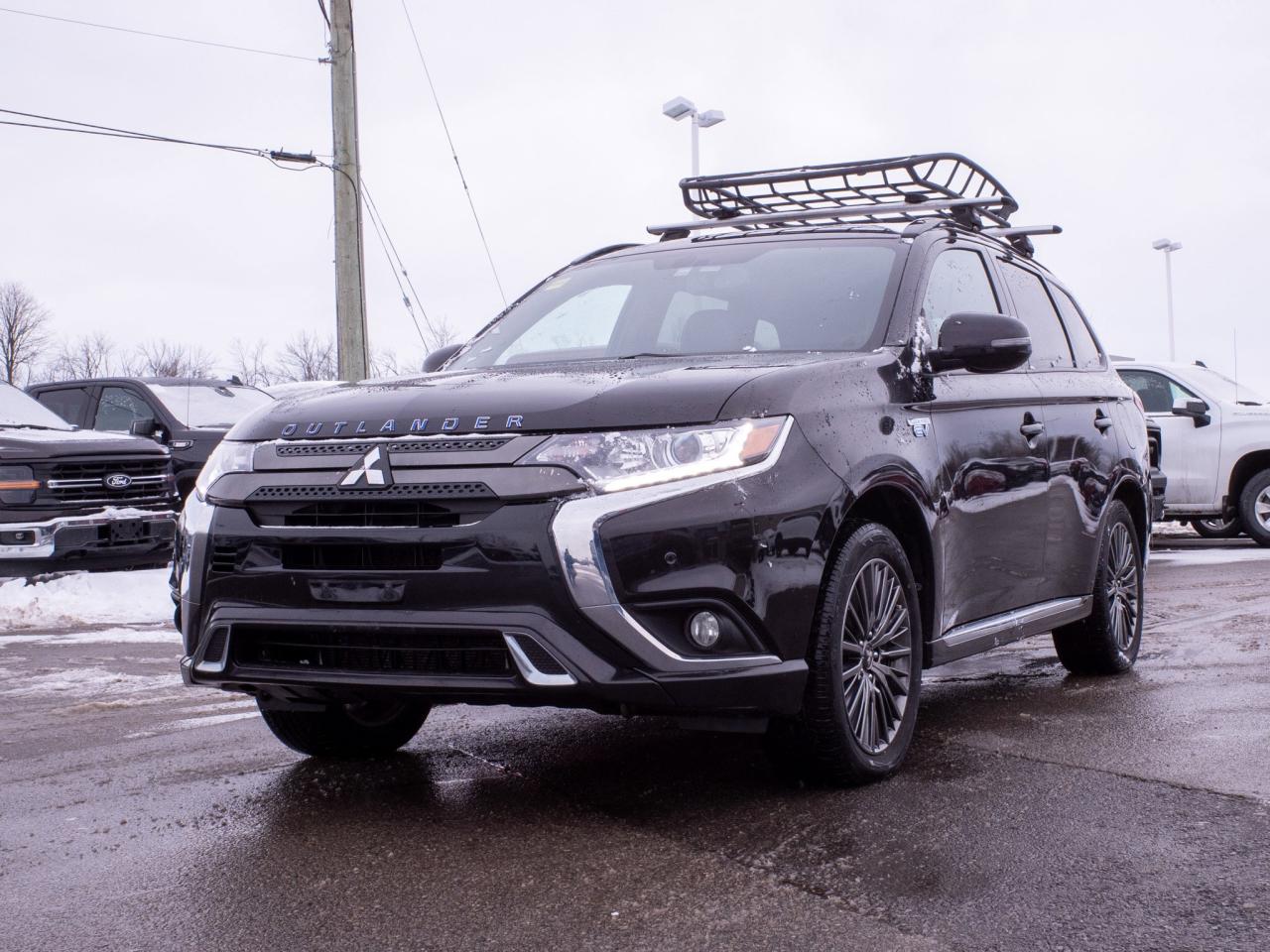 2022 Mitsubishi Outlander PHEV - Dual-Zone Automatic Climate Control Photo
