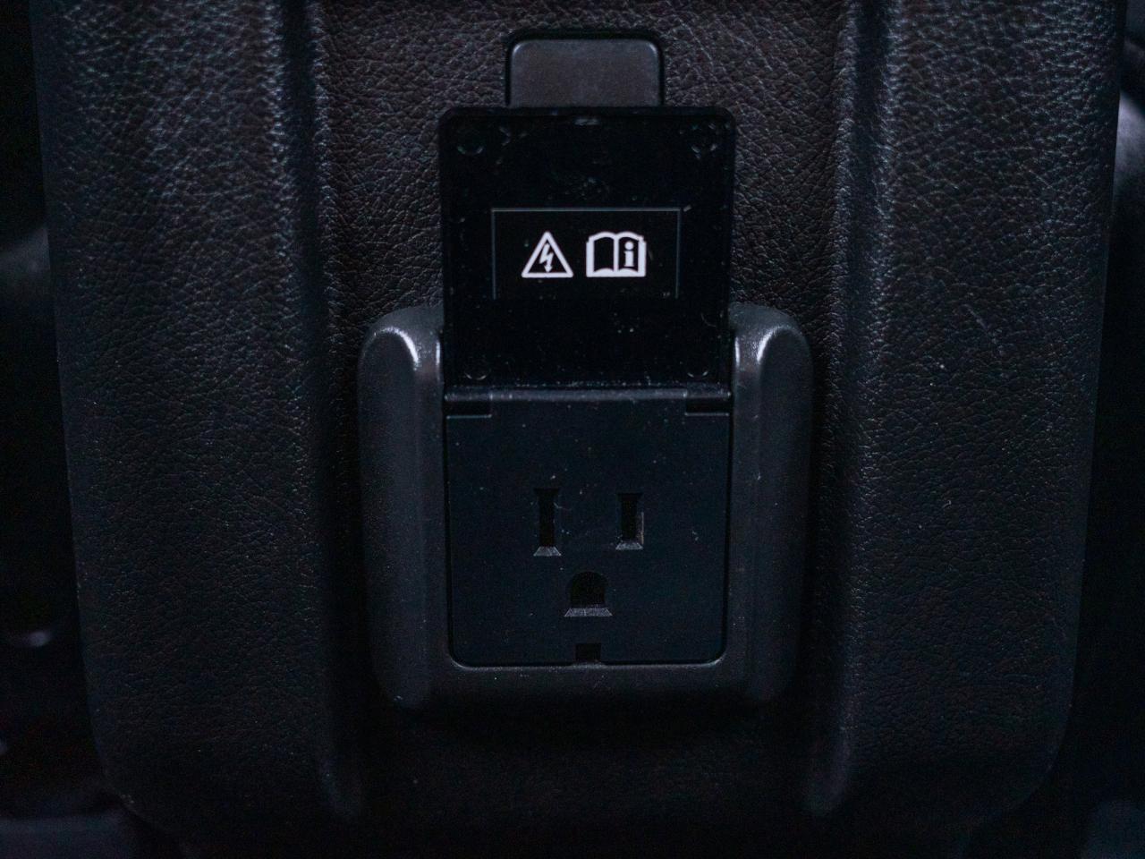 2022 Mitsubishi Outlander PHEV - Dual-Zone Automatic Climate Control Photo