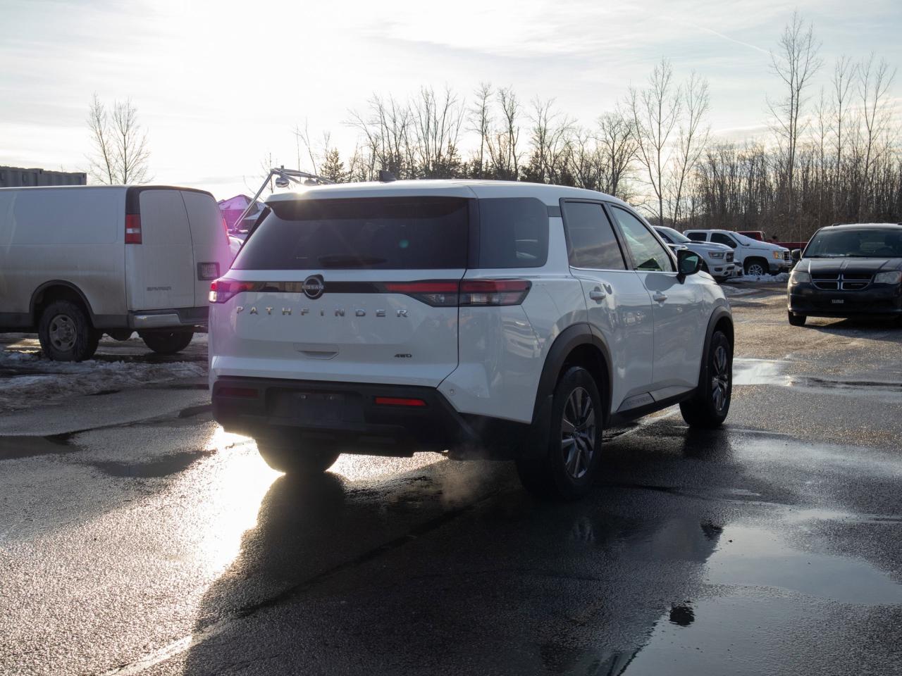 2024 Nissan Pathfinder S - Heated Front Seats    3rd Row Seating Photo
