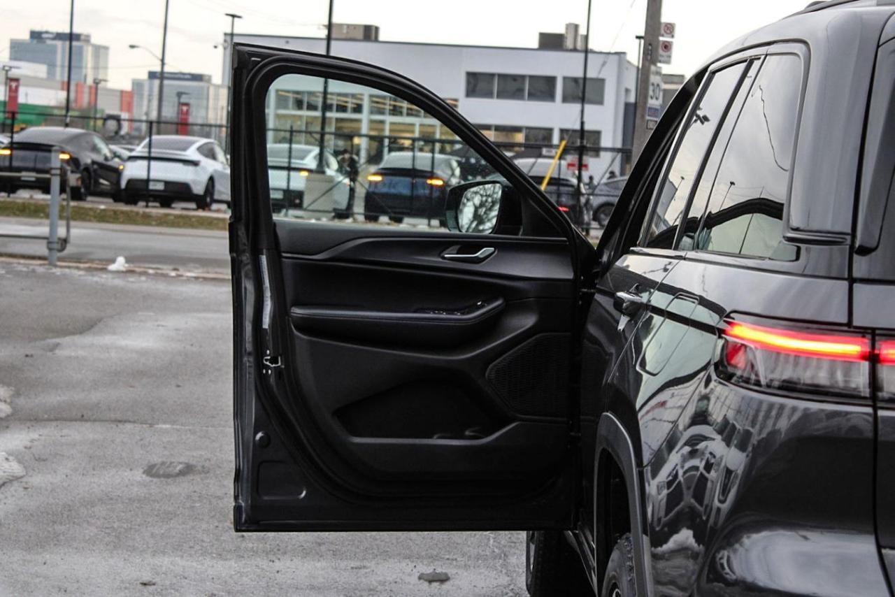 2024 Jeep Grand Cherokee L  Photo