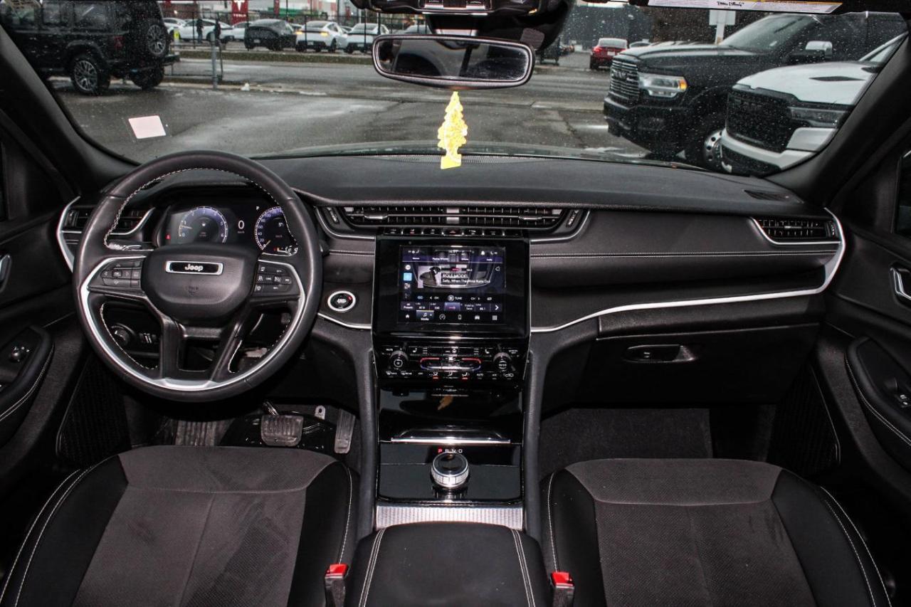 2024 Jeep Grand Cherokee L  Photo