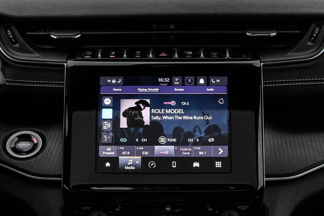 2024 Jeep Grand Cherokee  Photo