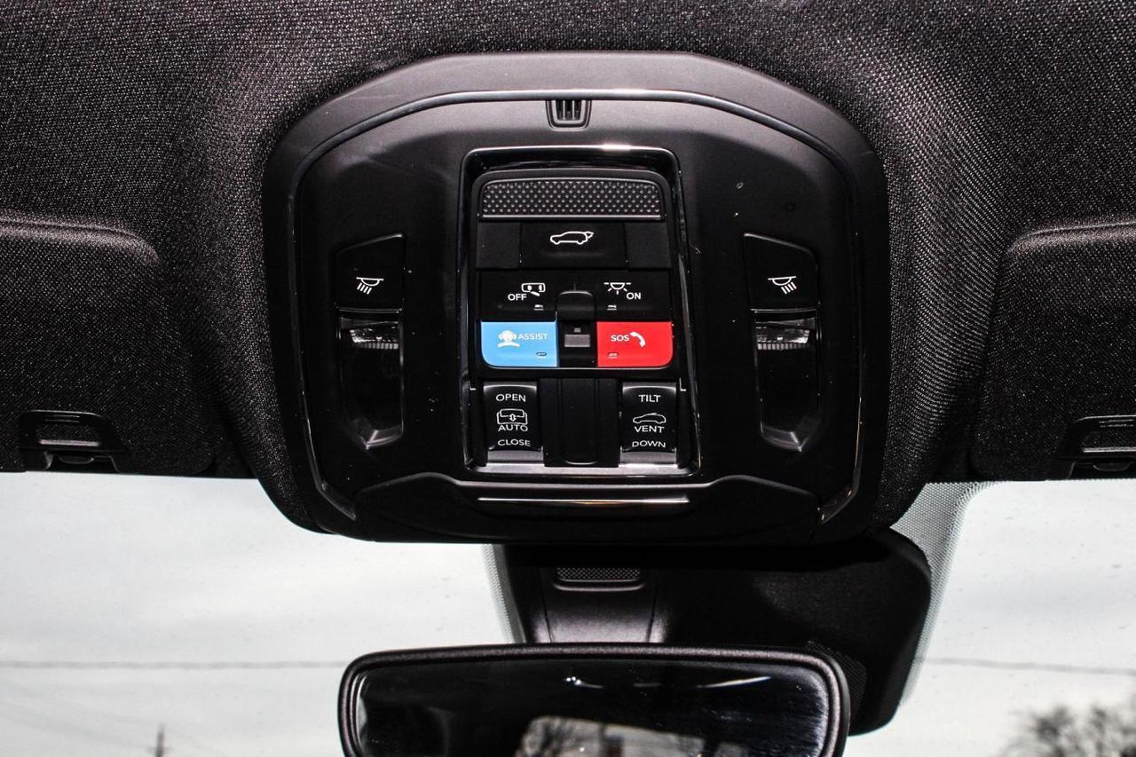 2024 Jeep Grand Cherokee  Photo