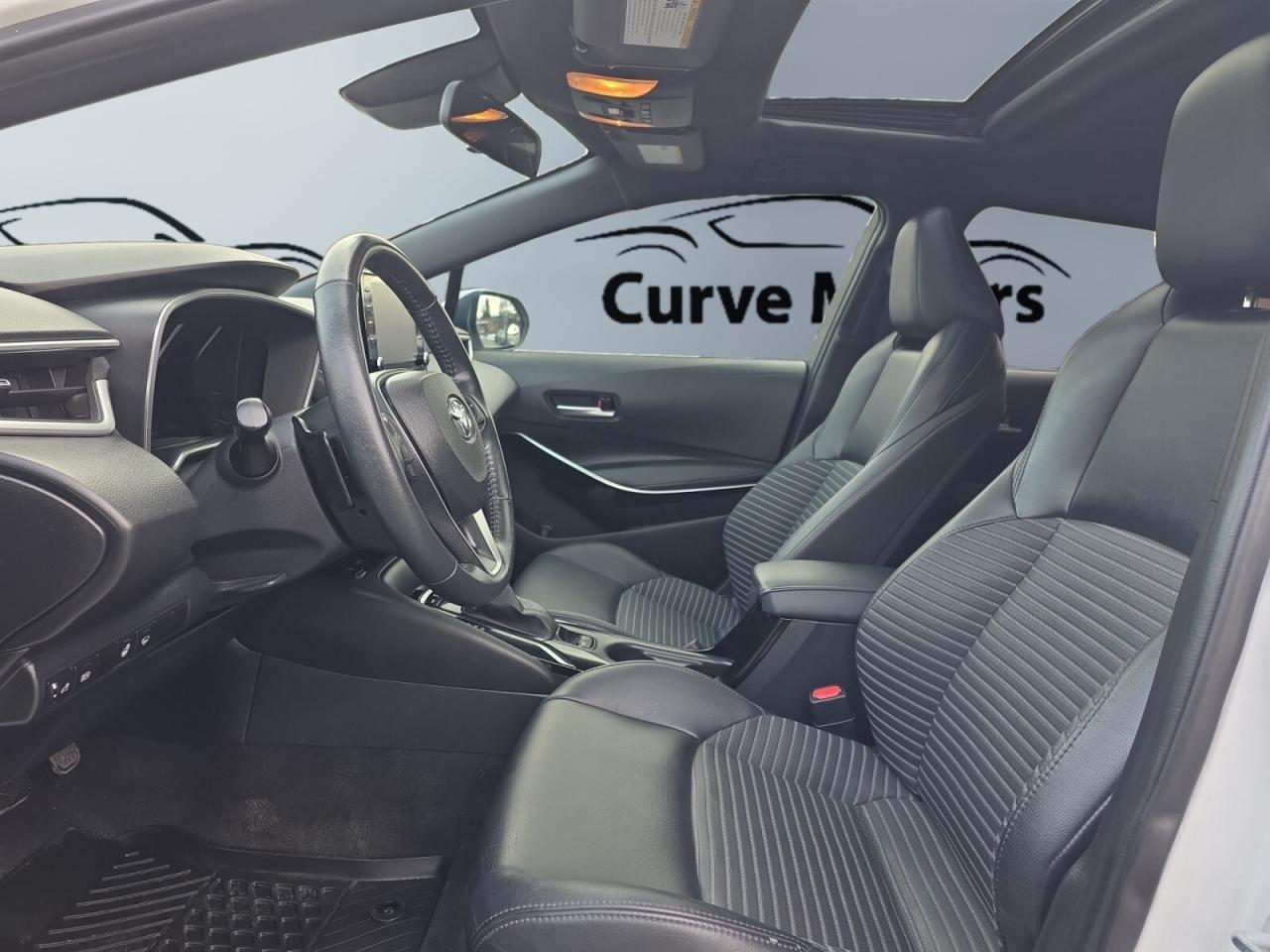 2022 Toyota Corolla XSE * CARPLAY / ROOF / CAMERA / LEATHER / DRIVER A Photo