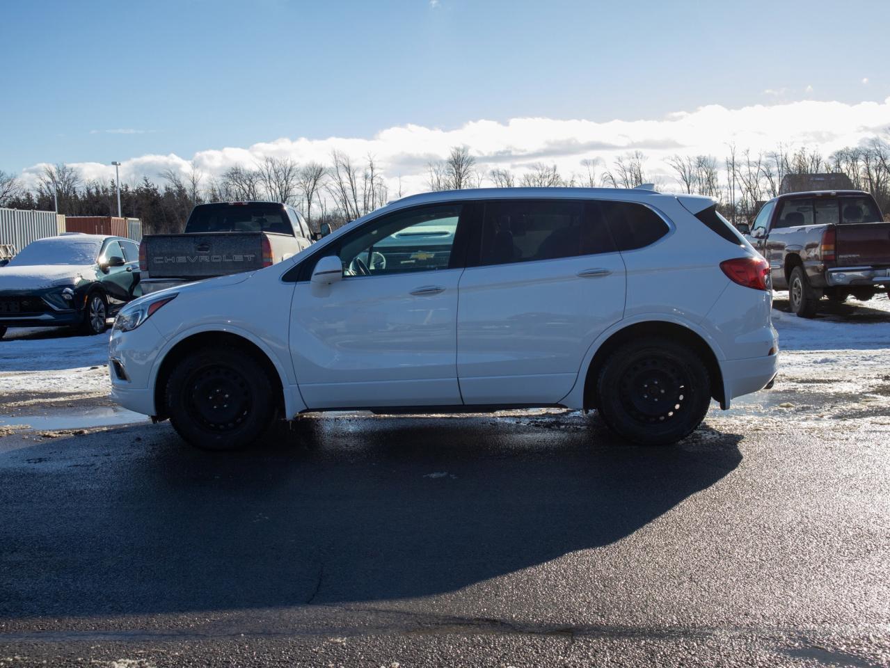 2018 Buick Envision Premium II - Leather Seats   Heated Steering Photo4