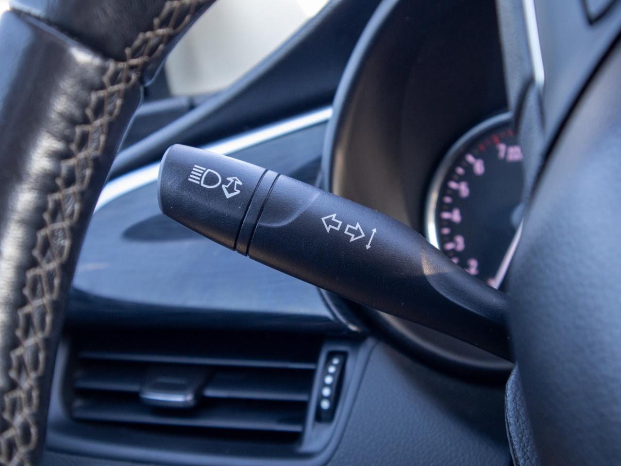 2018 Buick Envision Premium II - Leather Seats   Heated Steering Photo