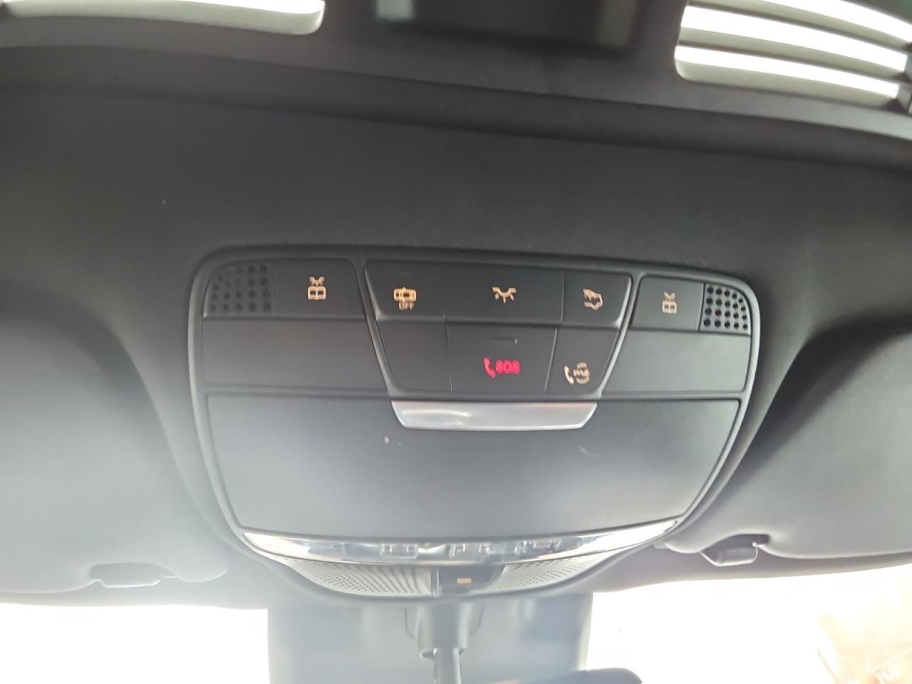 2023 Mercedes-Benz GLC-Class GLC 300 4MATIC Coupe * NO ACCIDENTS / ROOF / CARPL Photo