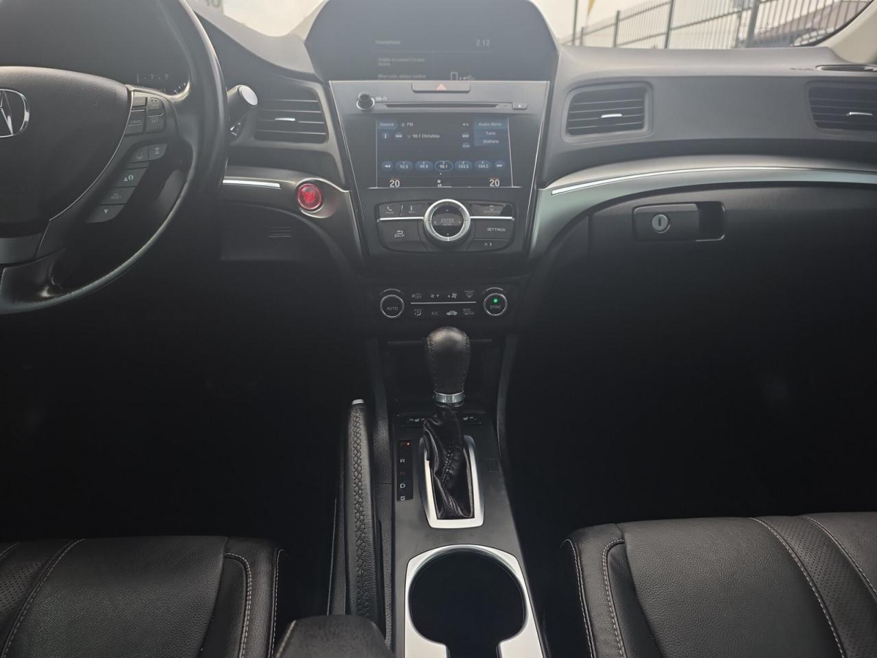 2019 Acura ILX Premium * NO ACCIDENTS / LOW KM / CARPLAY / SUNROO Photo
