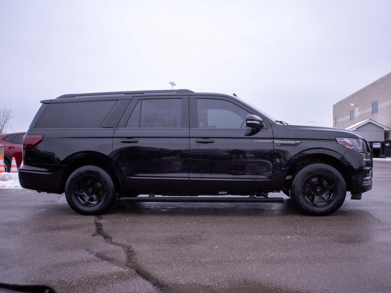 2021 Lincoln Navigator Reserve - Heated Steering Wheel   Power Liftgate Photo