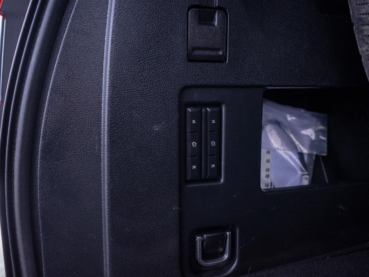 2021 Lincoln Navigator Reserve - Heated Steering Wheel   Power Liftgate Photo