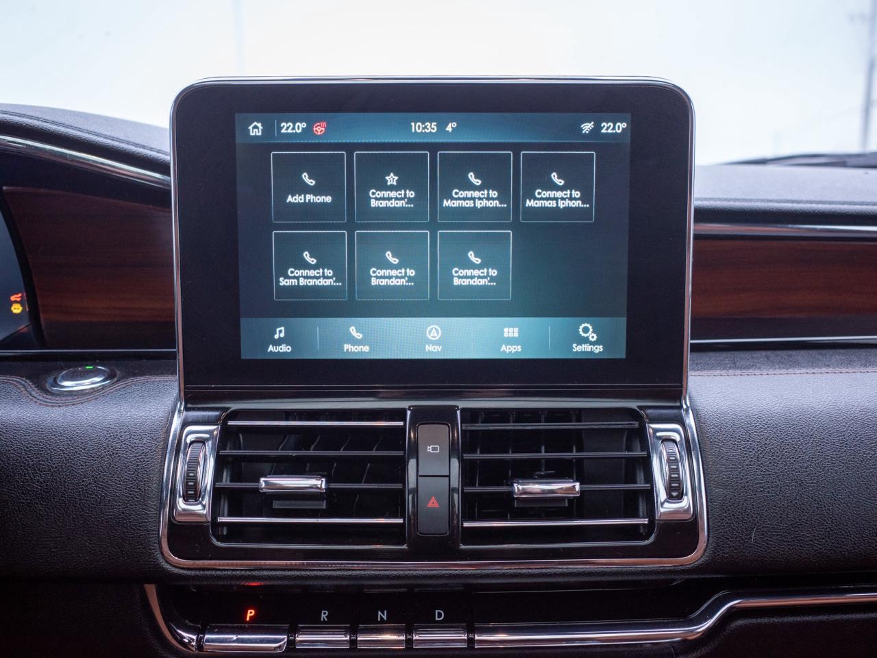 2021 Lincoln Navigator Reserve - Heated Steering Wheel Photo