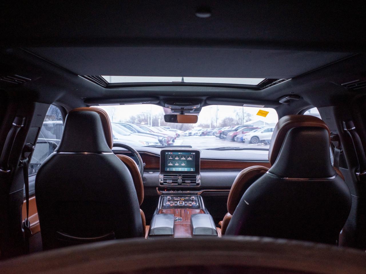 2021 Lincoln Navigator Reserve - Heated Steering Wheel   Power Liftgate Photo