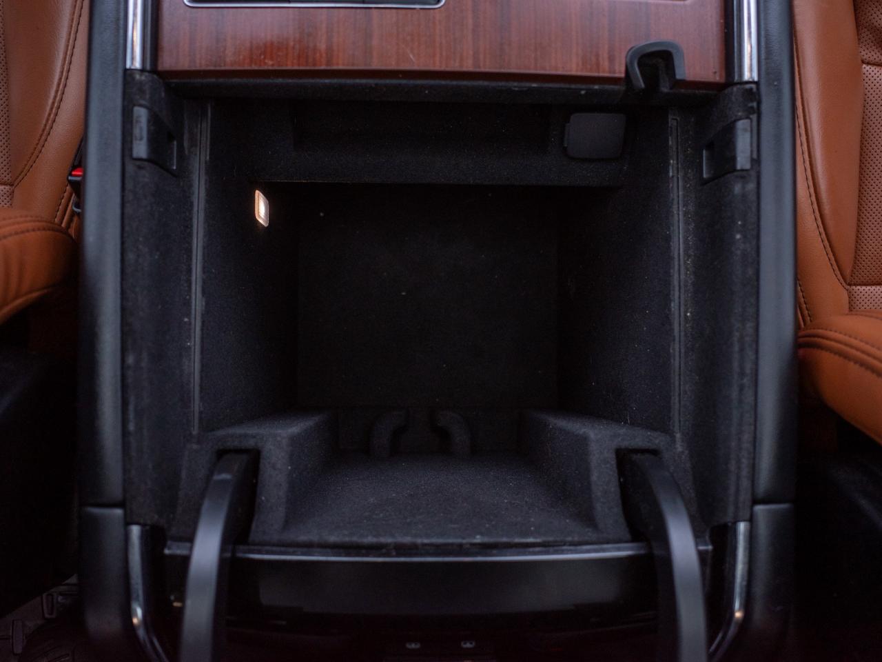 2021 Lincoln Navigator Reserve - Heated Steering Wheel Photo