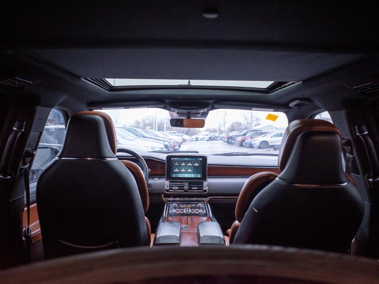 2021 Lincoln Navigator Reserve - Heated Steering Wheel   Power Liftgate Photo