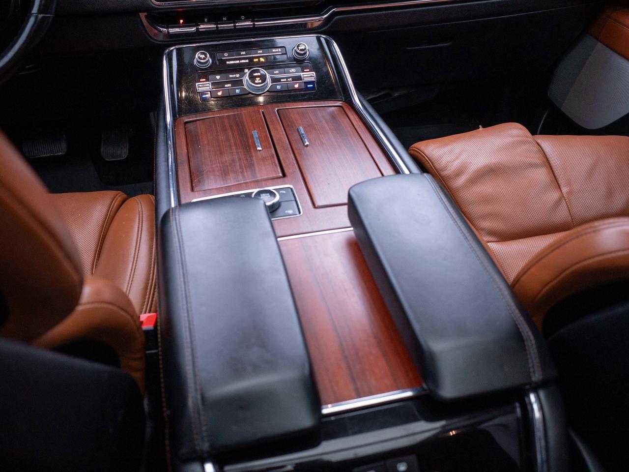 2021 Lincoln Navigator Reserve - Heated Steering Wheel   Power Liftgate Photo