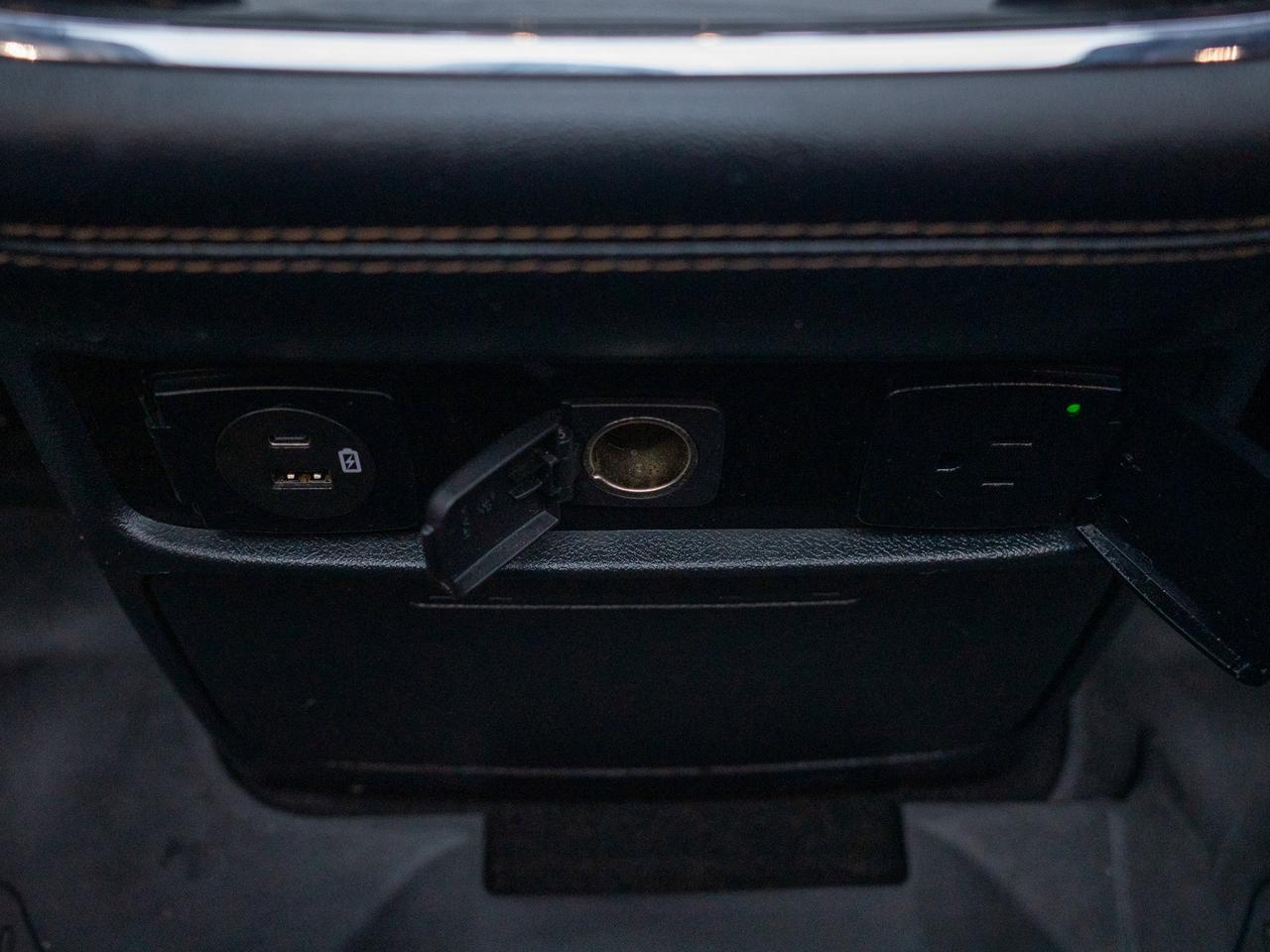 2021 Lincoln Navigator Reserve - Heated Steering Wheel   Power Liftgate Photo